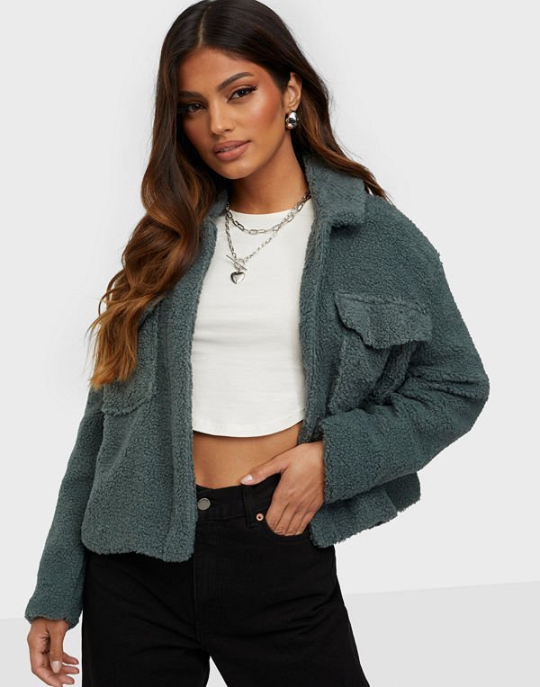 Only ONLMARINA L/S CROP TEDDY JACKET CC