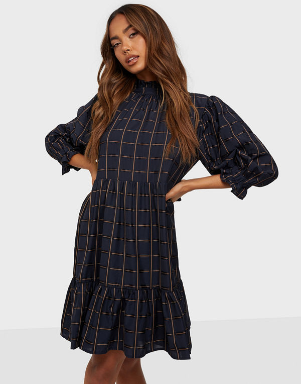 By Malina Arya dress