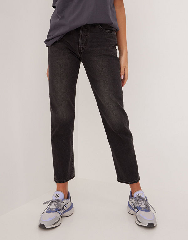 Levi's 501 CROP DRAW THE LINE