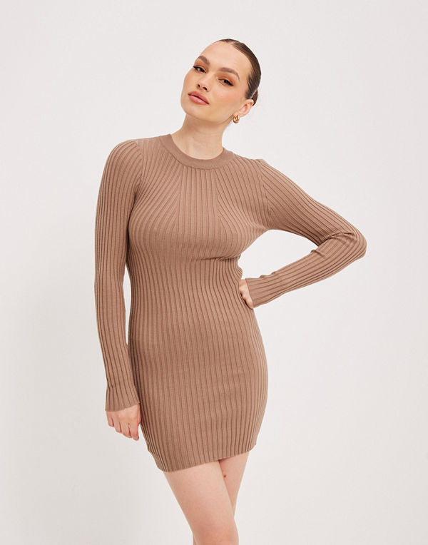 Pieces PCCRISTA LS O-NECK KNIT DRESS NOOS
