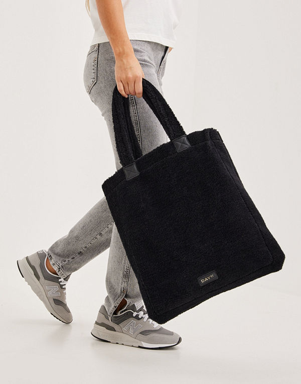 Day Et svart väska Day Teddy NLY Shopper