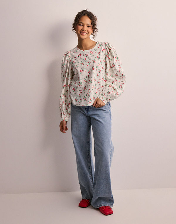 Pieces Pcminna Ls Back Button Top Pa - Blommig