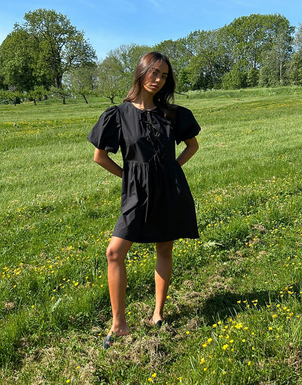 Nelly Bow Puff Sleeve Dress - Svart