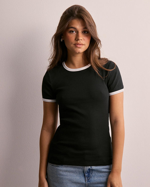 Only Onlfenja Life S/S Top Box Jrs - Svart