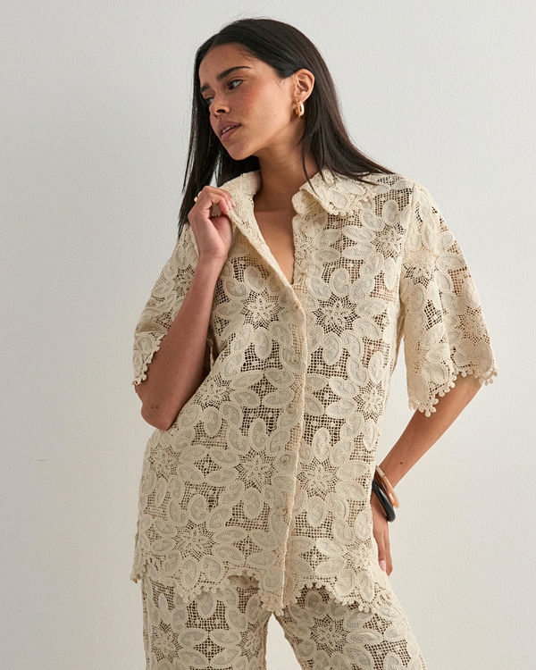 Malina Ari Guipure Lace shirt - Beige