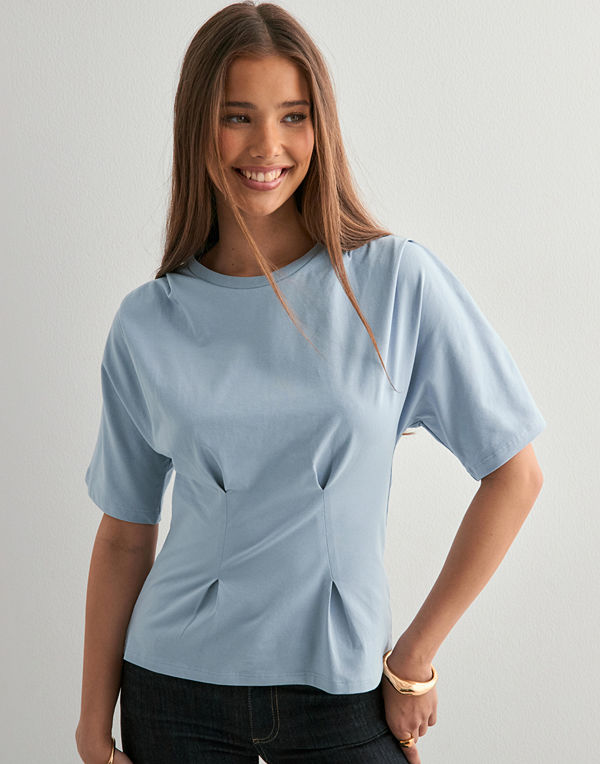 Nelly Waist Focus Tee - Blå