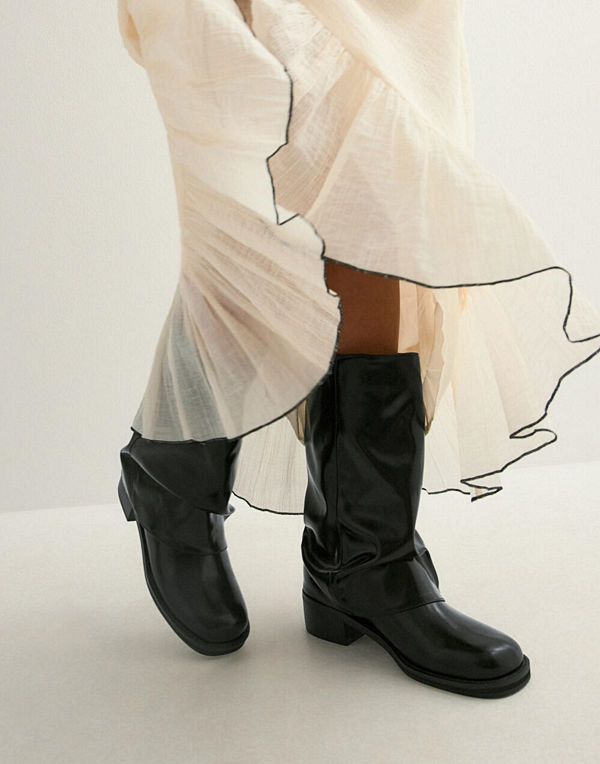 Nelly Low Shaft Scrunch Boot - Svart