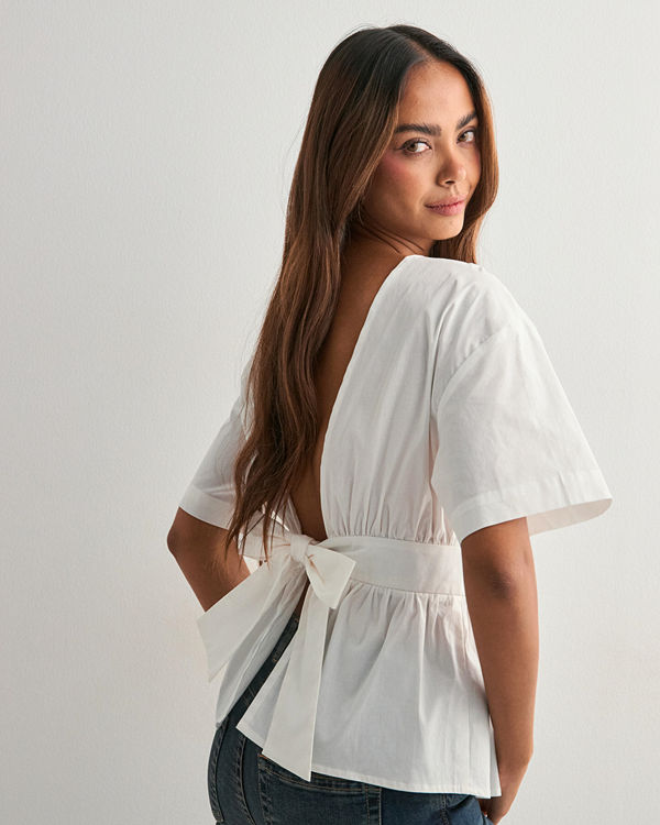 Nelly Tied Short Sleeve Top - Vit