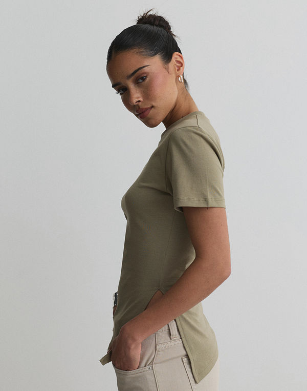 Nelly Asymmetric Tee - Grön