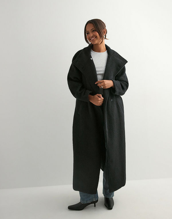 Nelly High Collar Belted Coat - Svart