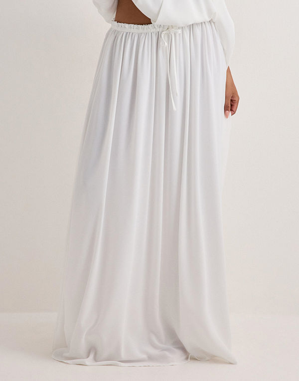 Neo Noir Sabria Chiffon Skirt - Vit