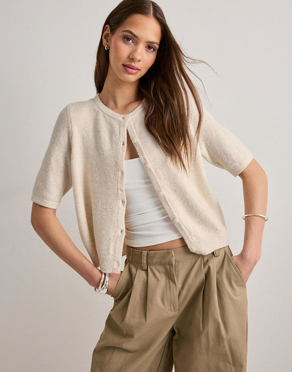 Vero Moda Vmdoffy 2/4 O-Neck Button Cardigan - Beige