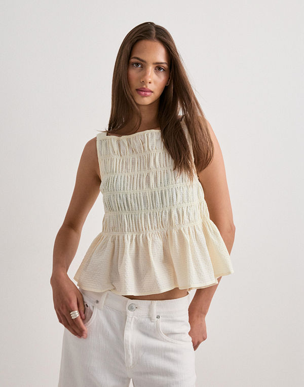Vero Moda Awroberta Sl Square Neck Top - Beige