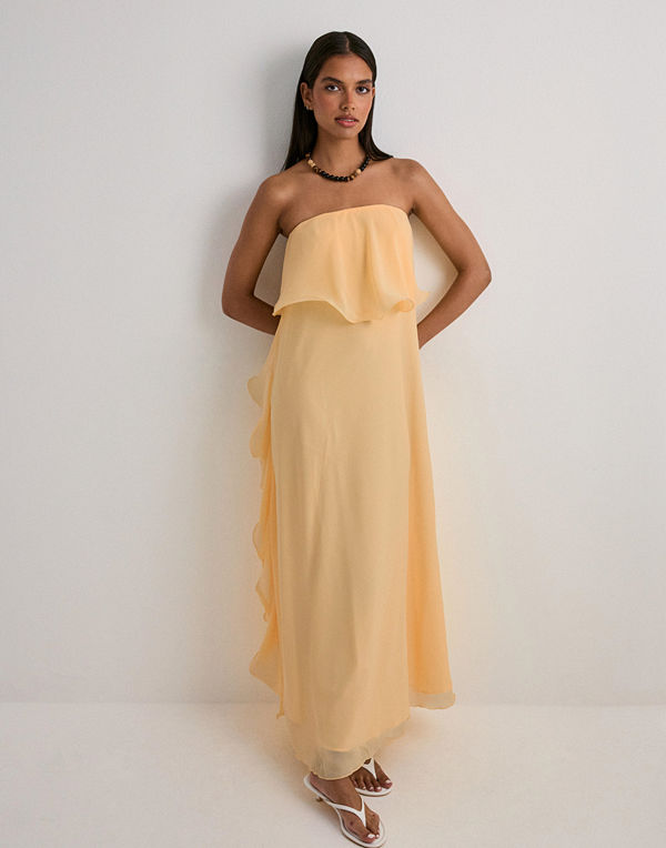 Vero Moda Vmiris Ruffle Tube Maxi Dress Exp - Gul