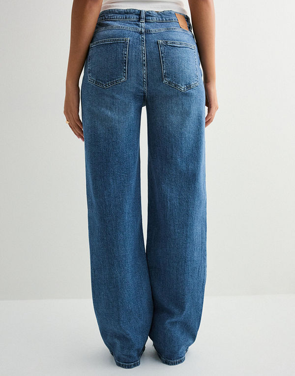 Pieces Pcsilke Mw Wide Jeans Mb Noos - Blå