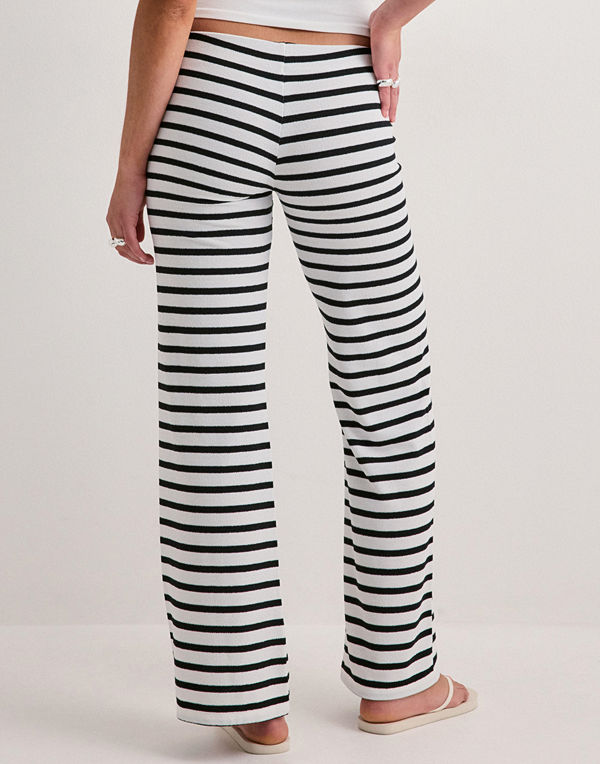 Nelly byxor Stripe Knit Pants - Rutigt/Randigt