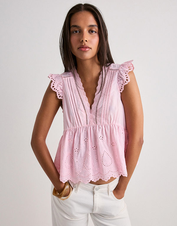 Nelly Embroidered Flounce Blouse - Rosa