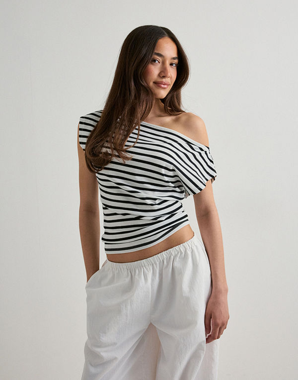 Nelly Stripe Shoulder Top - Rutigt/Randigt