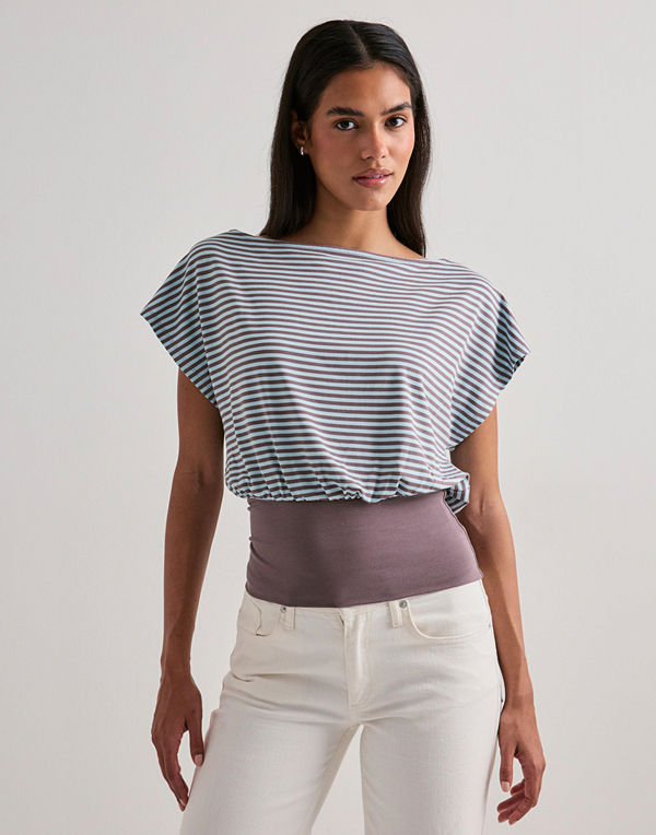 Nelly Soft Stripe Waist Top - Rutigt/Randigt