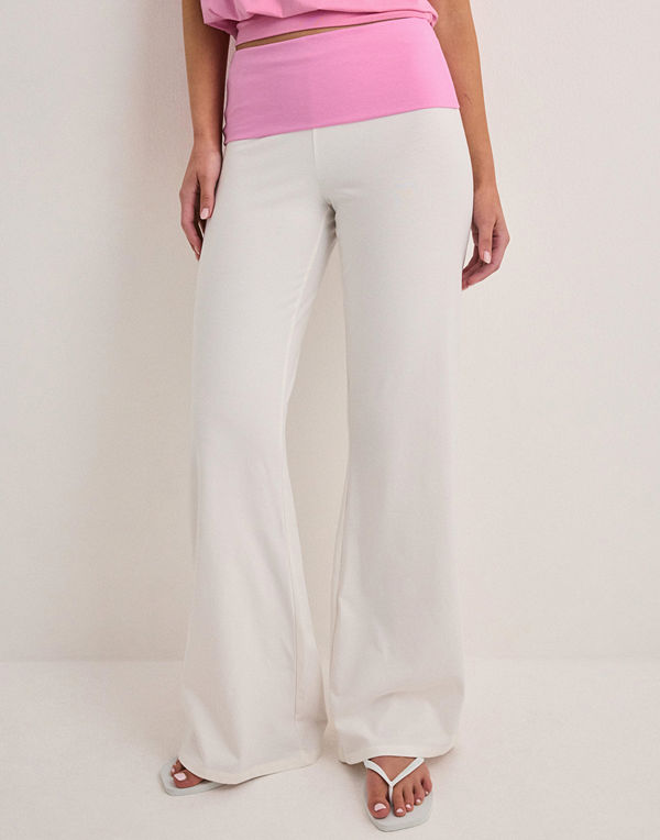 Nelly byxor Relaxed Yoga Pants - Vit