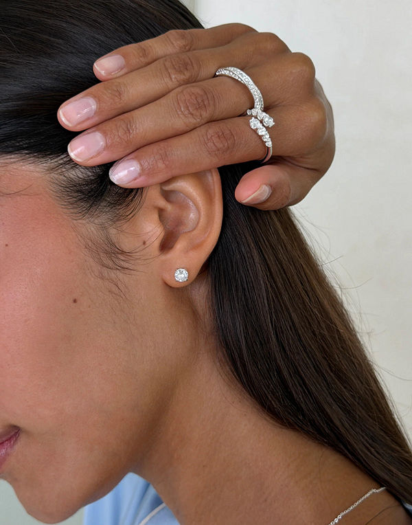 Muli Collection örhängen Ora Studs - Silver