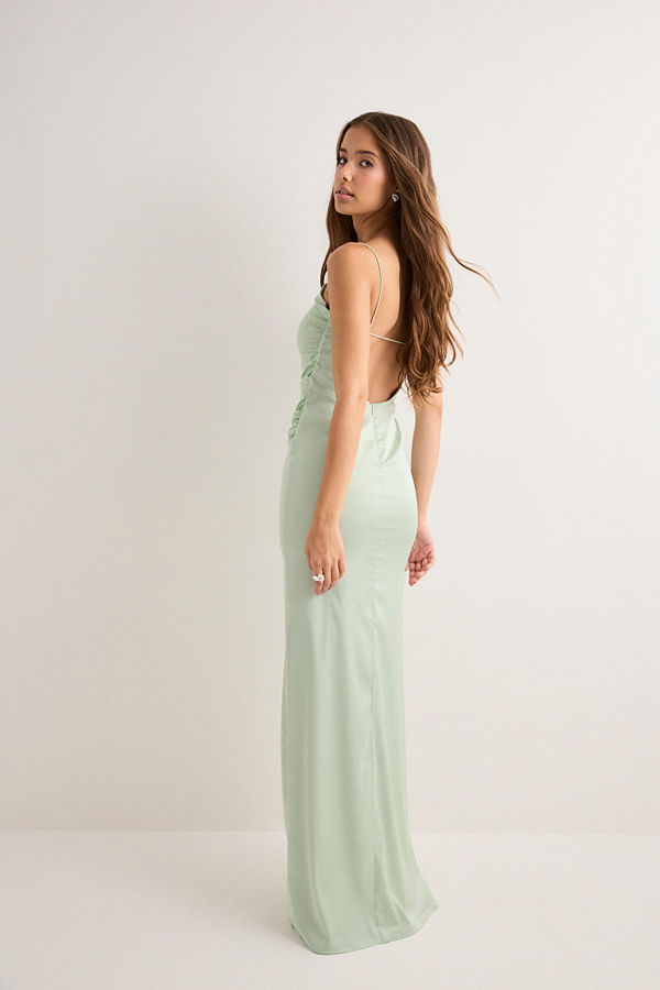 Nelly Fancy Satin Dress - Grön