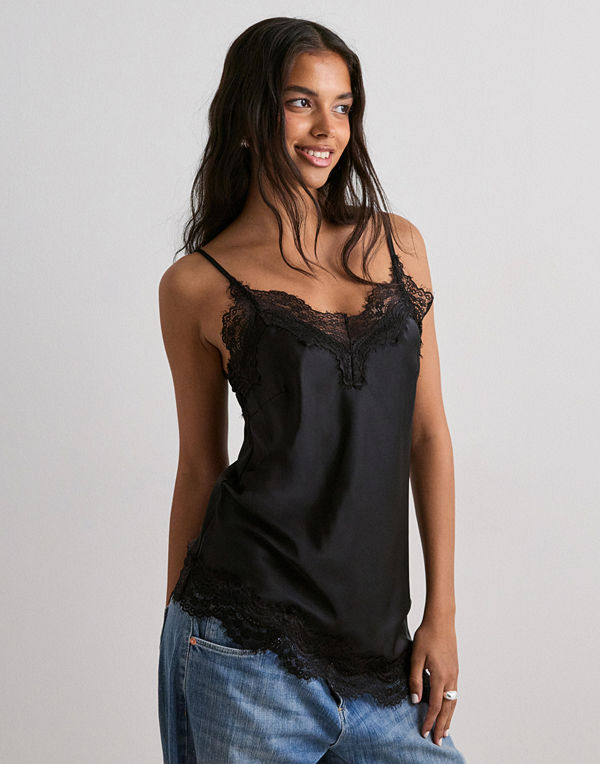 Pieces Pcjessa Singlet W/Lace Wvn Bc - Svart