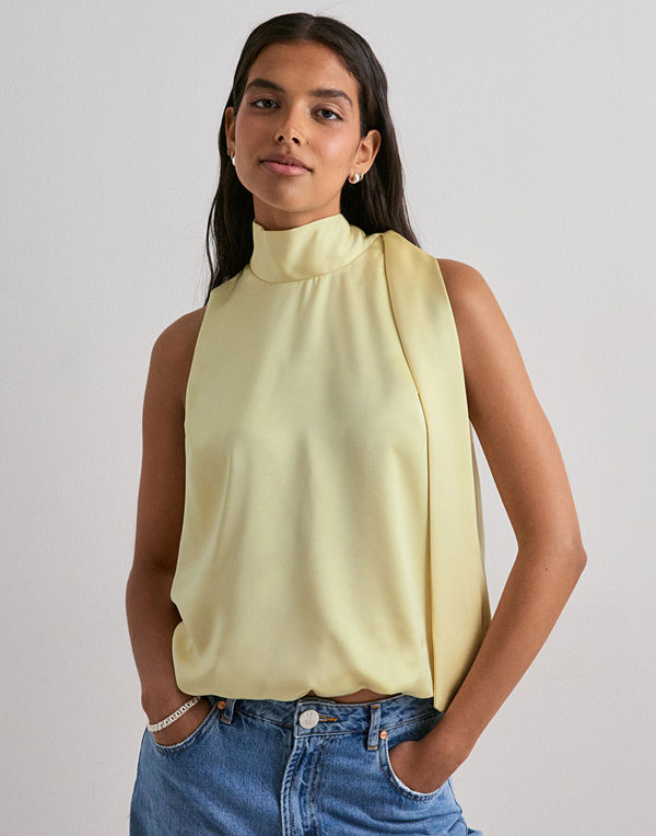 Neo Noir Veda Heavy Sateen Top - Gul