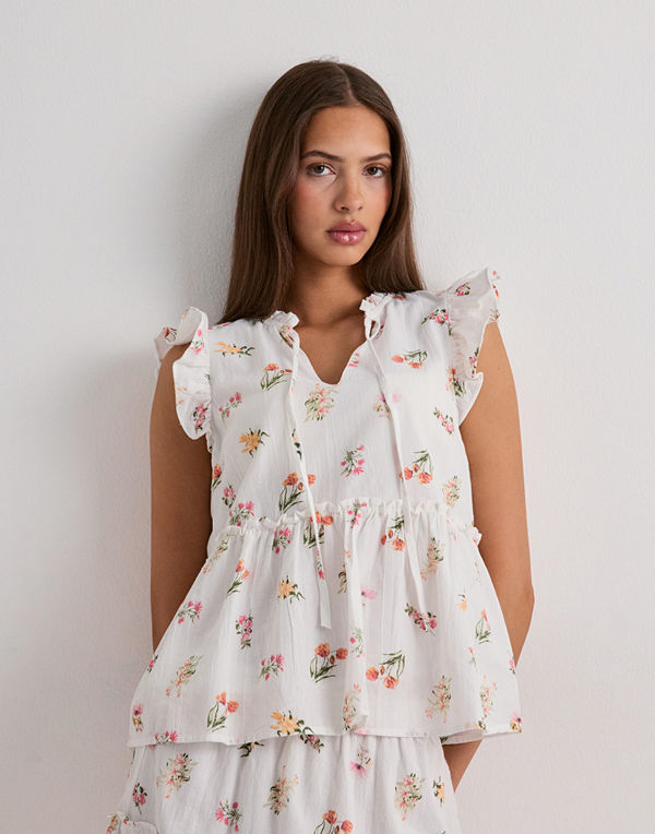 Pieces Pcemma Sl Top Wvn Noos Bc - Blommig