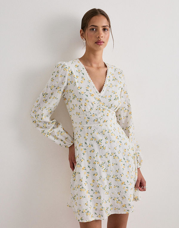 Vero Moda Vmaya Sofia Ls V-Neck Short Dress W - Blommig