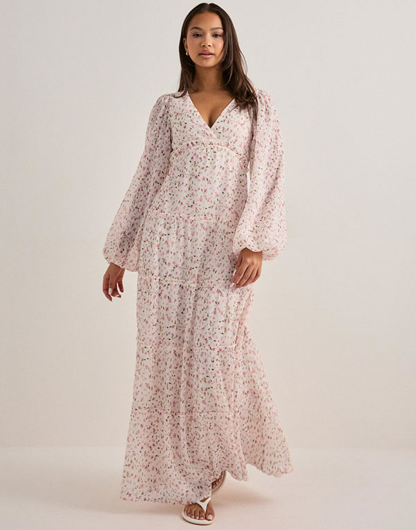 Nelly Maxi Frill Dress - Blommig