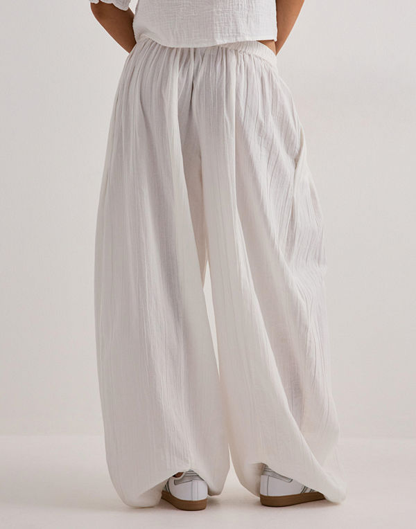 Pieces byxor Pckiana Hw Pants Wvn Bc - Vit