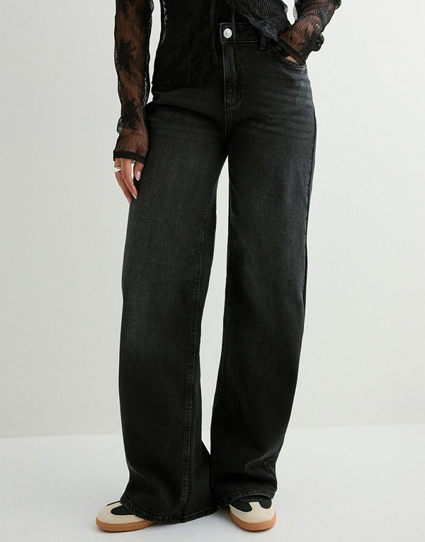 Pieces Pcsilke Mw Wide Jeans Bl Noos Bc - Svart