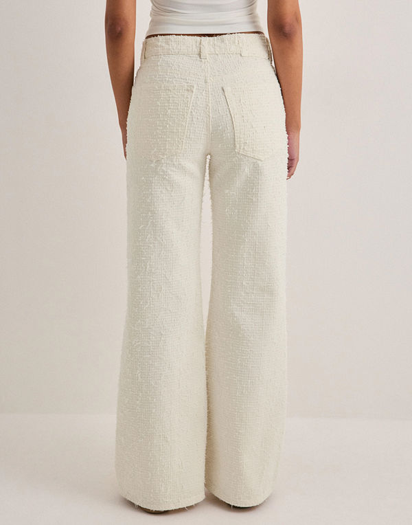 Nelly Loose Flare Textured Jeans - Vit