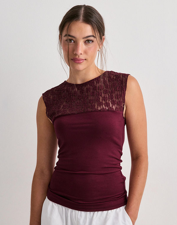 Nelly Lace Blocking Sleeveless Top - Röd