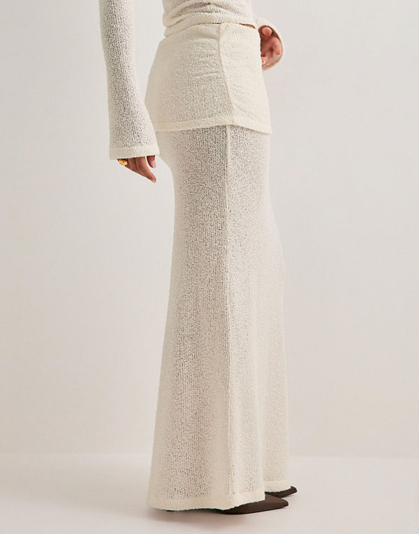 Nelly Luxe Texture Maxi Skirt - Vit