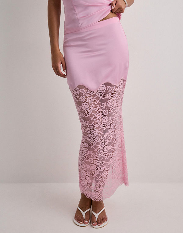 Nelly Satin Lace Skirt - Rosa