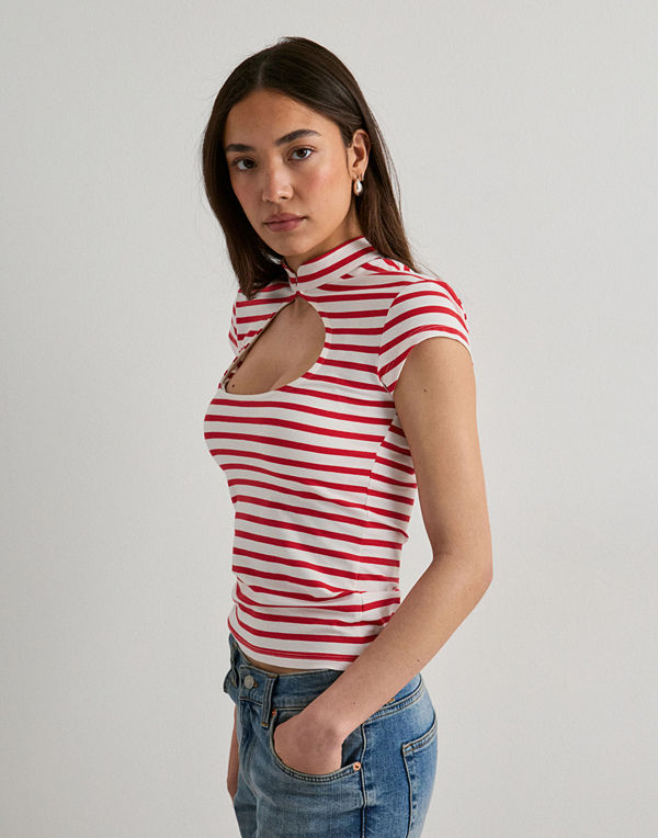 Nelly Stripe Keyhole Top - Röd