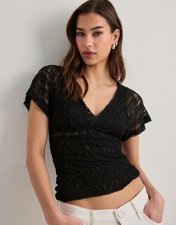 Nelly Lace Waist Focus Top - Svart