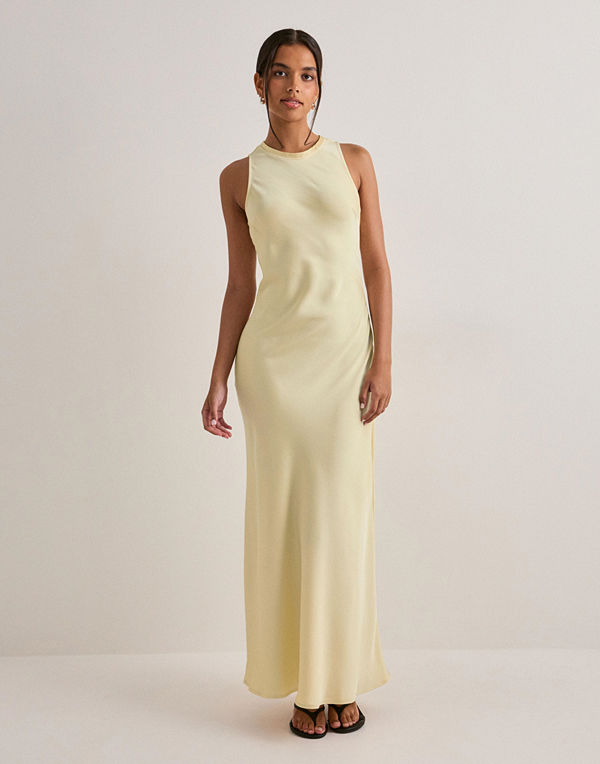 Neo Noir Celinie Heavy Sateen Dress - Gul