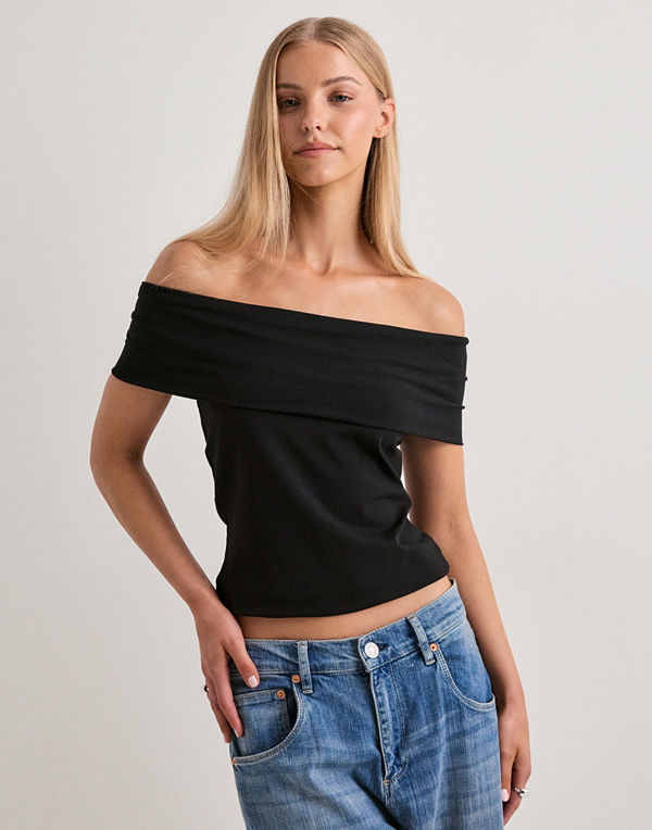 Pieces Pcgeorgina Ss Off Shoulder Top Jrs - Svart