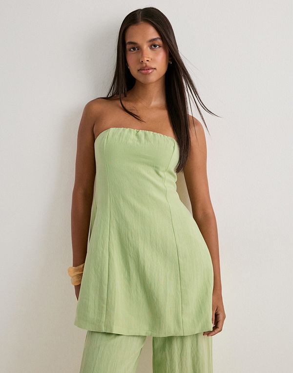 Vero Moda Vmlyra Bandeau Top Wvn Exp - Grön