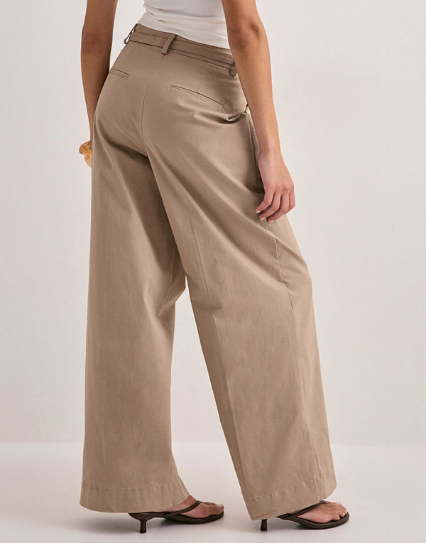 Neo Noir byxor Malba Solid Pants - Beige