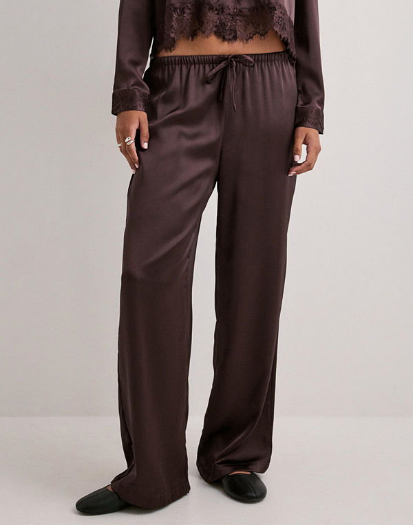 Only byxor Onlnema Indona Pull Up Pant Wvn - Brun