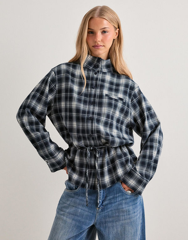 Nelly Hip Focus Check Shirt - Rutigt/Randigt